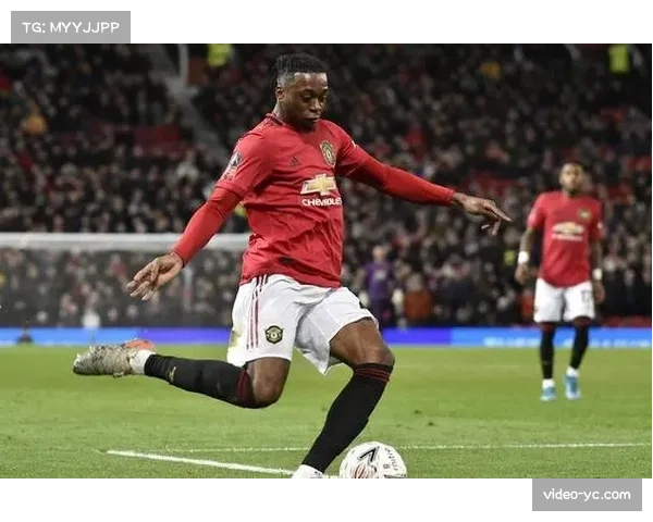 曼联官方发布球队四月防守数据报告，对抗成功率与高空球争抢率显著提升